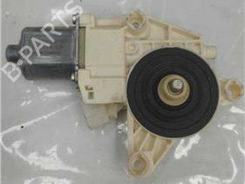 Rudehejsemotor bagstkærm højre MERCEDES-BENZ C-CLASS Coupe (C204) C 220 CDI (204.302) (170 hp) 27849118