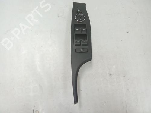 Used Left front window switch Left front window switch HYUNDAI i40 I (VF) 1.7 CRDI (141 hp) 33694980 33694980