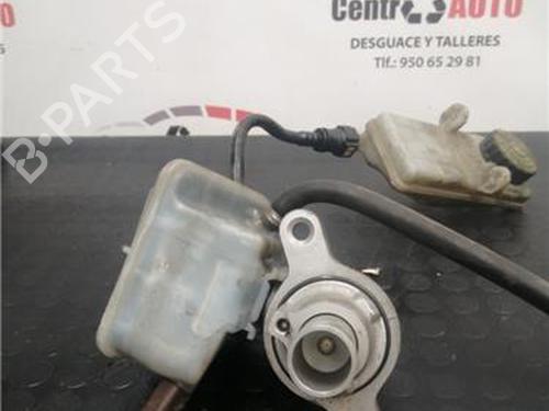 Used Brake master cylinder PEUGEOT 308 I (4A_, 4C_) 1.4 16V (95 hp) 27852958