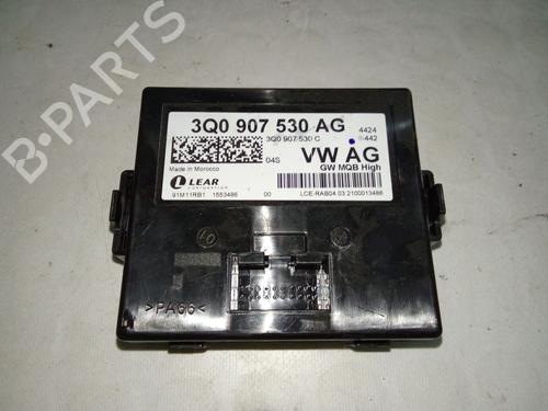 Module électronique SEAT ARONA (KJ7, KJP) 1.0 TSI (110 hp) 32070810