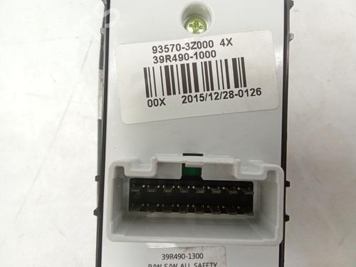 Left front window switch HYUNDAI i40 I (VF) 1.7 CRDI | BP33694980I27 - Image 5