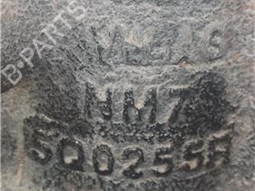 Left front steering knuckle AUDI A3 Limousine (8VS, 8VM) 1.6 TDI | BP27848195M25 