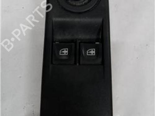 Used Left front window switch RENAULT CLIO IV (BH_) 1.5 dCi 75 (75 hp) 27845727