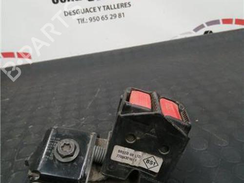 Sikkerhedssele-spænde RENAULT CLIO II Hatchback Van (SB0/1/2_) 1.9 D (SB0E) (64 hp) 27852596