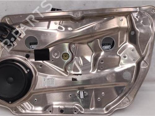 BP27847613O1 main image