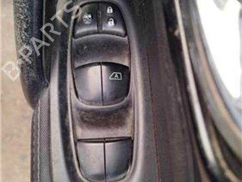 Used Left front window switch NISSAN QASHQAI II SUV (J11, J11_) 1.5 dCi (110 hp) 27849788