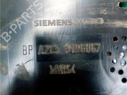 Instrument cluster VW PASSAT B2 Saloon (32B) 1.6 | BP27842938C47 