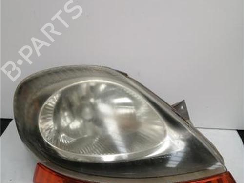 Used Right headlight RENAULT TRAFIC II Bus (JL) 1.9 dCI 80 (JL0B) (82 hp) 27845402