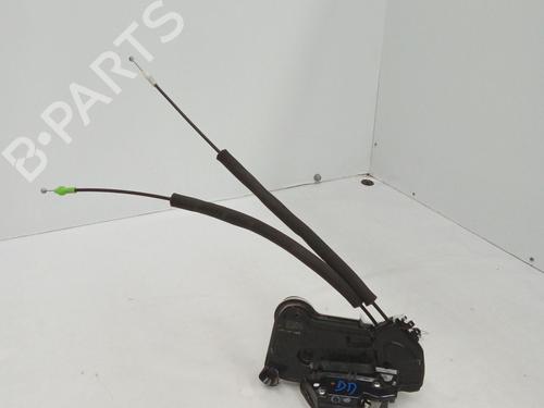 front-right-lock-toyota-c-hr-_x1_-2016-31878393 main image