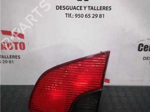 Højre baglygte PEUGEOT 406 Break (8E/F) 1.8 (90 hp) 27843422