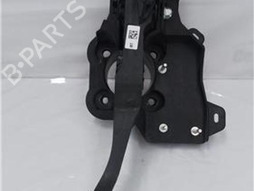 Used Break pedal OPEL MOKKA 1.2 (76) (131 hp) 27686529