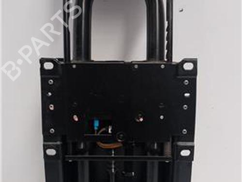 Autre MERCEDES-BENZ CLK (C209) CLK 320 (209.365) (218 hp) 31153067