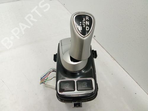 Used Gear lever Gear lever MITSUBISHI OUTLANDER II (CW_W) 2.2 DI-D 4WD (140 hp) 27849753 27849753