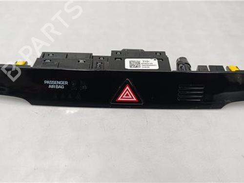 Bouton de warning HYUNDAI TUCSON (TL, TLE) 1.6 GDi (132 hp) 27687177