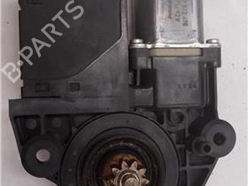 Used Right front window motor RENAULT MEGANE III Hatchback (BZ0/1_, B3_) 1.5 dCi (106 hp) 27846225