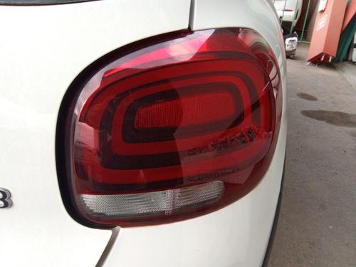 Used Right taillight Right taillight CITROËN C3 III (SX) 1.5 BlueHDi 100 (SXYHYP, SXYHTU) (102 hp) 40449546 40449546