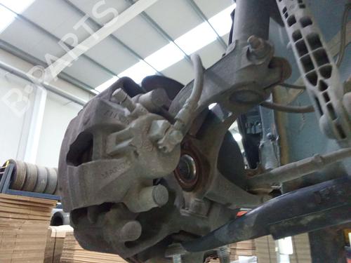 Used Right front steering knuckle SEAT ARONA (KJ7, KJP) 1.0 TSI (110 hp) 32108930