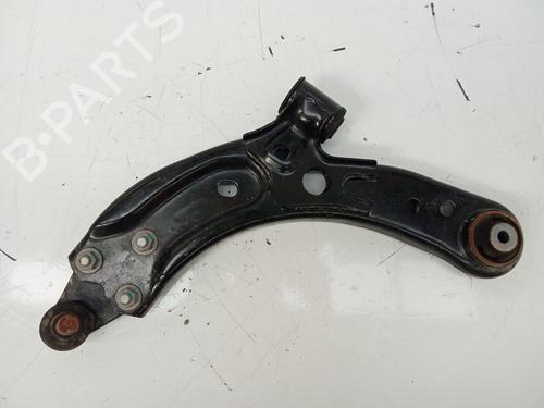 Venstre fortil bærearm MG MG ZS SUV (AZS1) 1.5 VTi (114 hp) 33168269