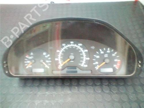 Used Instrument cluster MERCEDES-BENZ C-CLASS (W202) C 180 (202.018) (122 hp) 27842621