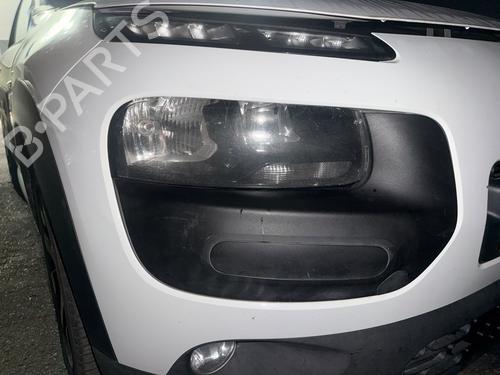 right-headlight-citroen-c4-cactus-2014-40005869 main image