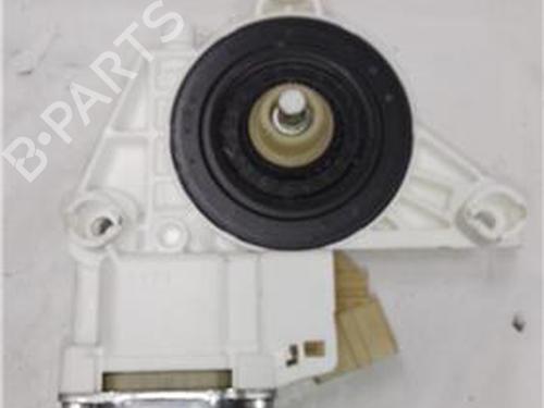 Used Right front window motor MERCEDES-BENZ C-CLASS (W204) C 200 Kompressor (204.041) (184 hp) 27848804