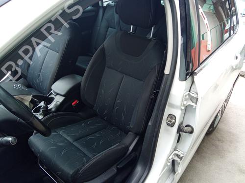 Sæde venstre fortil Sæde venstre fortil CITROËN C4 II (NC_) 1.6 HDi 90 (92 hp) 39880528 39880528