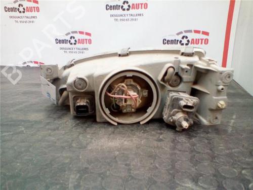Right headlight HYUNDAI LANTRA II (J-2) 2.0 16V | BP27845065C29 