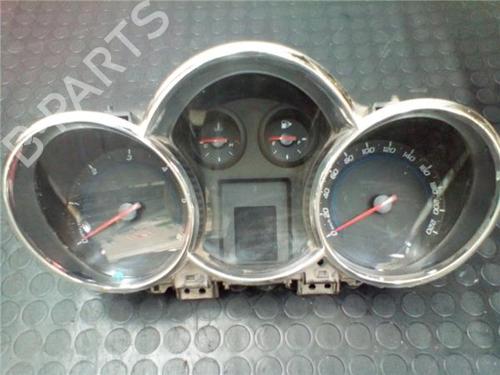 Used Instrument cluster CHEVROLET CRUZE (J300) 1.6 (124 hp) 27841530