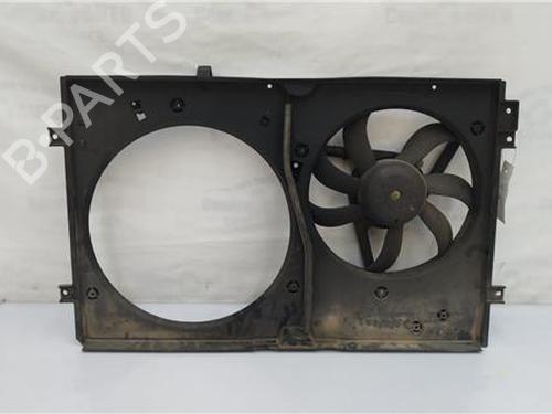 Used Radiator fan VW GOLF IV (1J1) 1.4 16V (75 hp) 27850296