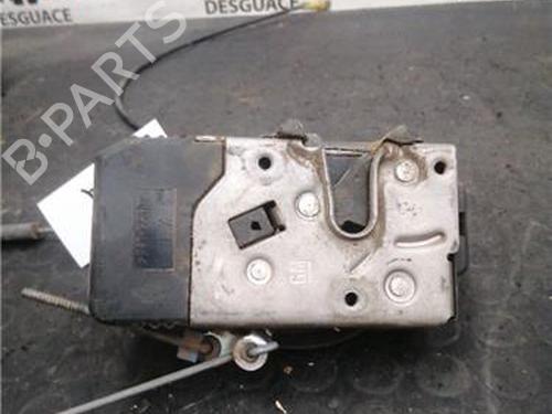 Used Front left lock RENAULT TRAFIC II Bus (JL) 1.9 dCI 100 (JL0C) (101 hp) 27844199