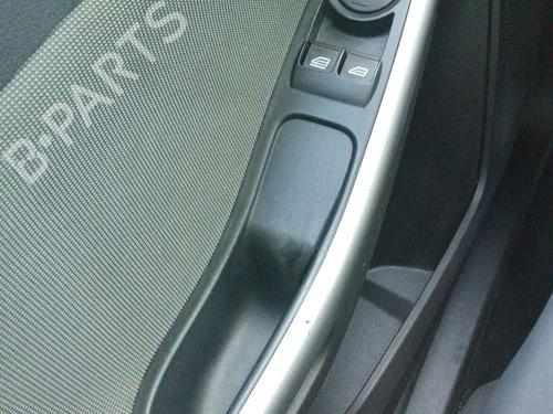 Used Left front window switch FORD FOCUS III 1.6 Ti (125 hp) 32238319