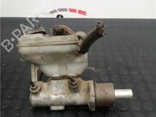 Used Brake master cylinder MERCEDES-BENZ VITO Bus (W638) 108 D 2.3 (638.164) (79 hp) 27852908