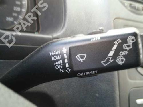 Used Steering column stalk VW CADDY III Box Body/MPV (2KA, 2KH, 2CA, 2CH) [2004-2016]  1333925