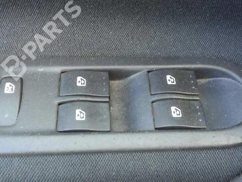Used Left front window switch RENAULT MEGANE II Saloon (LM0/1_) [2003-2025]  1334391