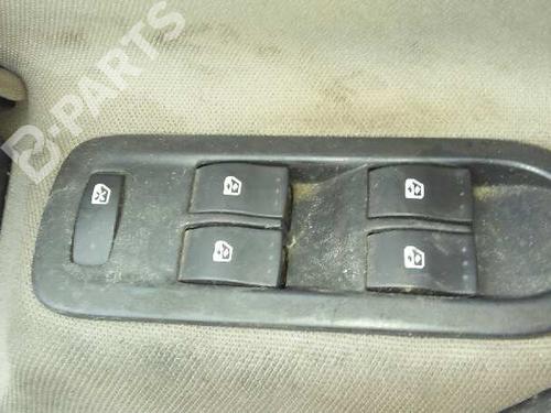 Used Left front window switch RENAULT MEGANE II Estate (KM0/1_) 1.5 dCi (KM16, KM1E) (106 hp) 1334412