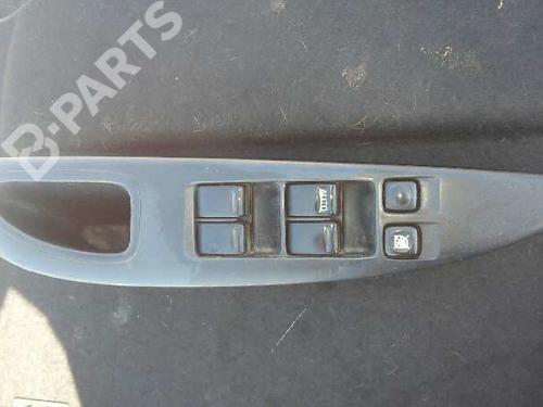 Venstre Foran elrute bryter NISSAN PRIMERA (P12) 1.8 (115 hp) 1334448