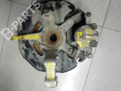 Left front steering knuckle MERCEDES-BENZ A-CLASS (W169) A 180 CDI (169.007, 169.307) | BP396396M25 