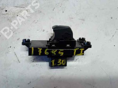 Used Left rear window switch Left rear window switch HYUNDAI i30 (GD) 1.4 (99 hp) 1371651 1371651