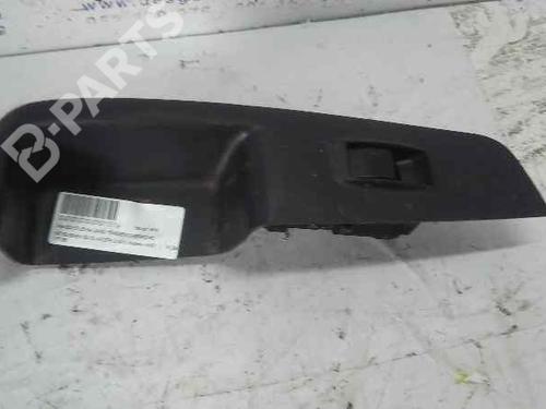 Used Right rear window switch MITSUBISHI OUTLANDER II (CW_W) 2.2 DI-D 4WD (156 hp) 1388352