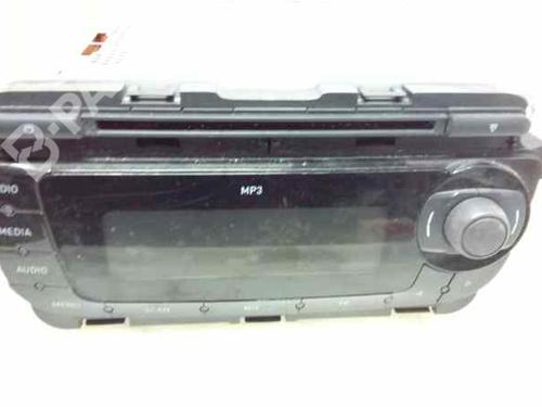 Used Radio SEAT LEON (1P1) 1.9 TDI (90 hp) 2354705