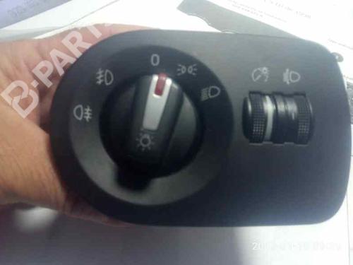 Used Headlight switch SEAT LEON (1P1) 1.9 TDI (90 hp) 2497426