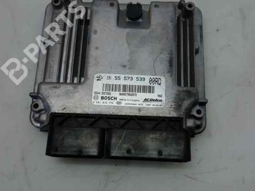 Used Engine control unit (ECU) OPEL INSIGNIA A (G09) 2.0 CDTI (68) (131 hp) 2666944