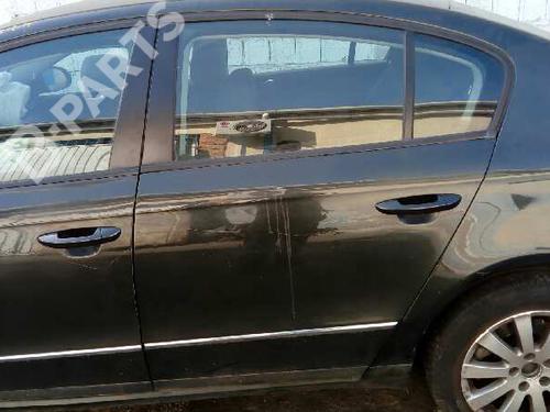Used Left rear door VW PASSAT B6 (3C2) 1.9 TDI (105 hp) 2688000