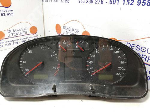 Used Instrument cluster VW PASSAT B5 (3B2) [1996-2001]  3115608