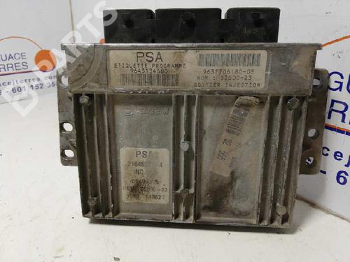 Used Engine control unit (ECU) PEUGEOT 206 Hatchback (2A/C) [1998-2012]  3684511