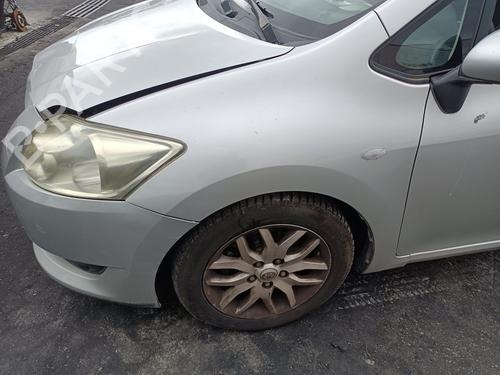 Used Left front fenders TOYOTA AURIS (_E15_) 1.4 D-4D (NDE150_, NDE150R) (90 hp) 31868759