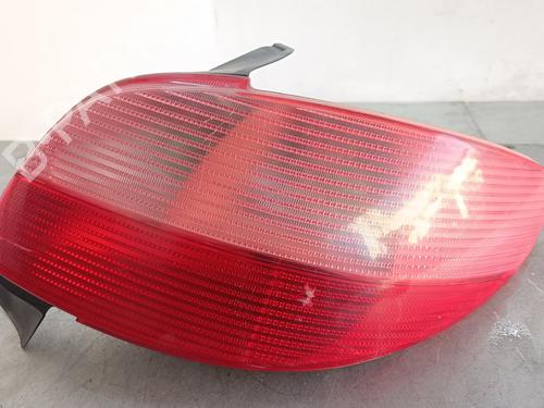 Used Right taillight PEUGEOT 206 Hatchback (2A/C) [1998-2012]  11030485