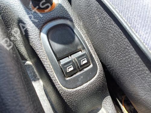 Left front window switch PEUGEOT 206 Hatchback (2A/C) 1.4 LPG | BP33801215I27 - Image 3