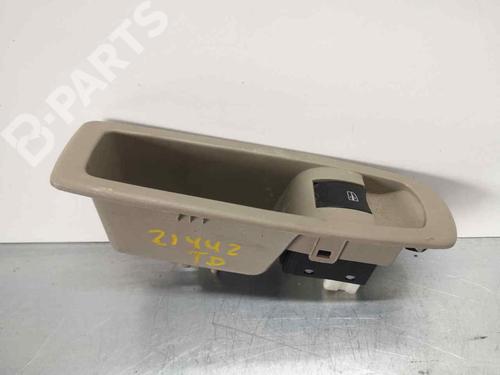 Used Right rear window switch RENAULT KOLEOS I (HY_) 2.0 dCi (HY0K) (150 hp) 7067178