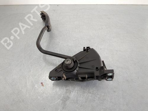 Used Pedal RENAULT TRAFIC II Platform/Chassis (EL) 1.9 dCi 100 (EL0C) (101 hp) 26528600